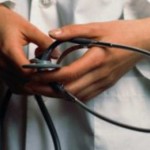 8 врачей-переселенцев трудоустроили в Черновицкой области