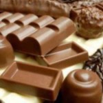 Употребление шоколада уменьшает вероятность возникновения сердечно-сосудистых заболеваний